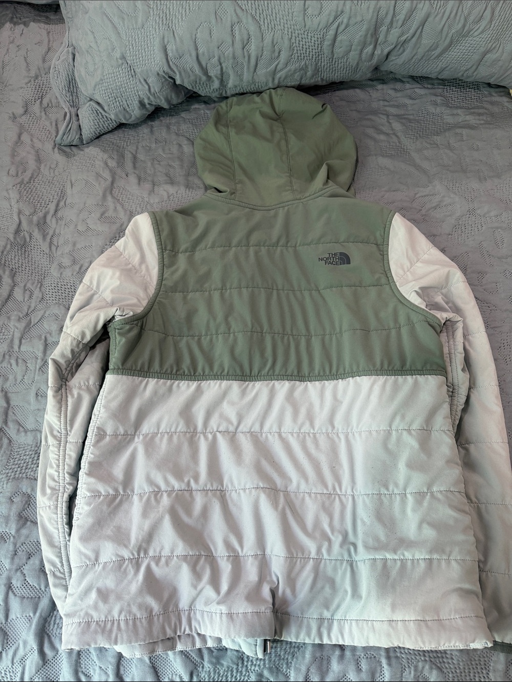 The North Face Green and Light Blue Quilted Hooded Jacket - Picture 8 of 8